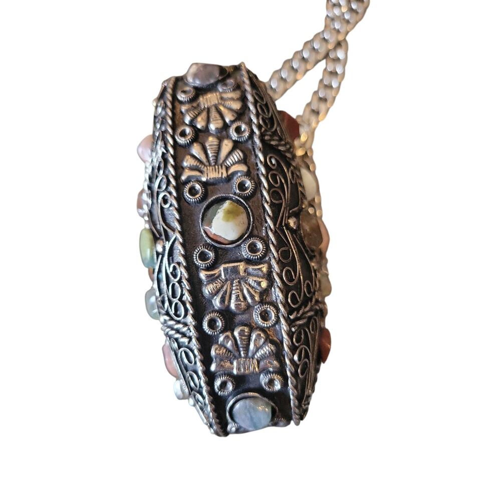 Vintage Sajai Metal Purse with Natural Agate Stones & Chain Strap - Picture 8 of 8